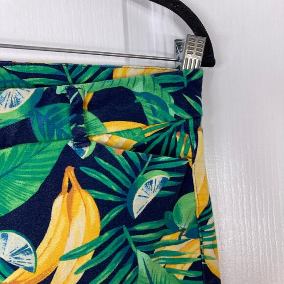 NWOT OLD NAVY Pants Women 4 Green-Yellow Lime Banana Leaf Print “Pixie Ankle” - Picture 6 of 13